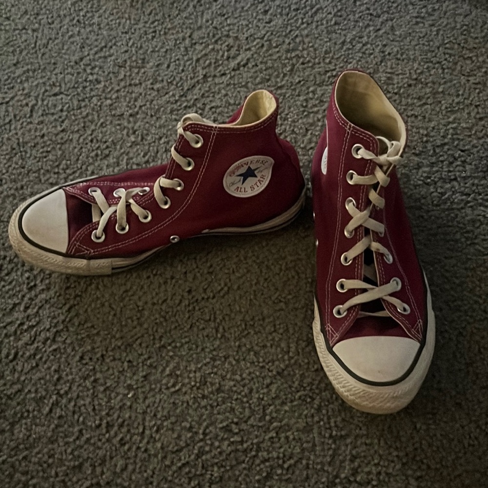 lightly worn converse